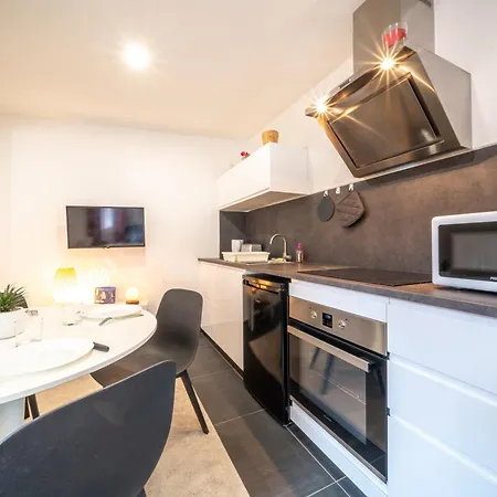 L'envolee - Gare - Netflix - Garage Prive *