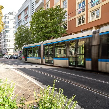 L'envolee - Gare - Netflix - Garage Prive