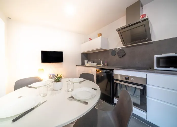 L'envolee - Gare - Netflix - Garage Prive