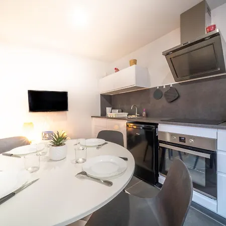 L'envolee - Gare - Netflix - Garage Prive