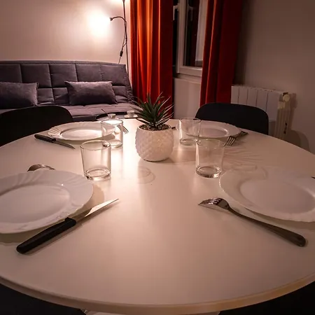 L'envolee - Gare - Netflix - Garage Prive Апартаменты *